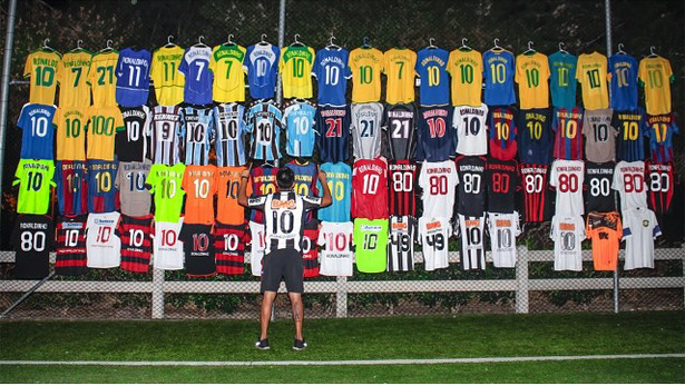 【朗報】ロナウジーニョ←こいつについて知ってる事wwwwwwwwwww