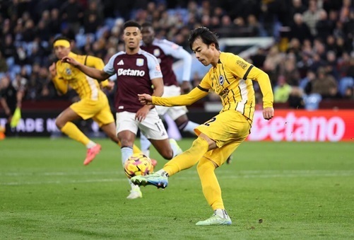 三笘薫、途中出場し同点弾の起点に!ブライトンはアストンヴィラに追い付き2-2ドローで7戦未勝利