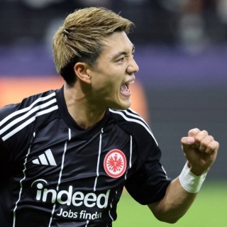 ドイツ人「他に誰がいる?」堂安律がCLで躍動!2ゴールに絡む活躍で逆転ゴールラッシュに貢献!現地サポから称賛続出!【海外の反応】