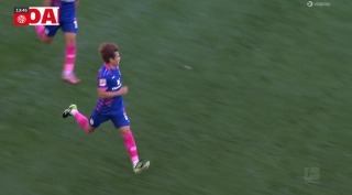 ドイツ人「バケモンだ」佐野海舟、鮮烈ゴール！圧巻アシスト！1G1Aの大活躍でMOM選出！現地サポが絶賛！【海外の反応】