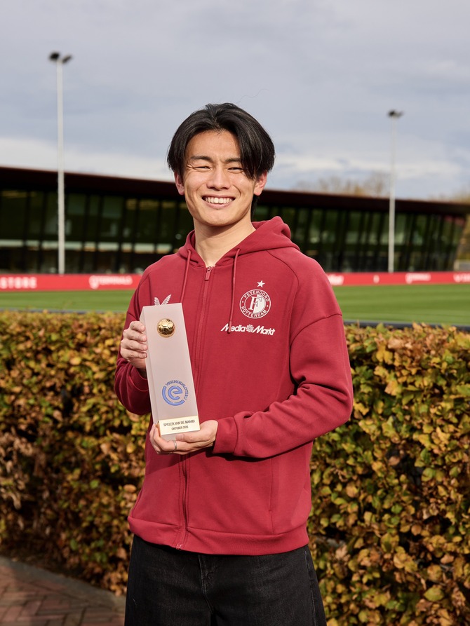 【朗報】今季13ゴールの上田綺世さん、得点ランキングでエムバペと並ぶｗｗｗｗｗｗｗｗｗ