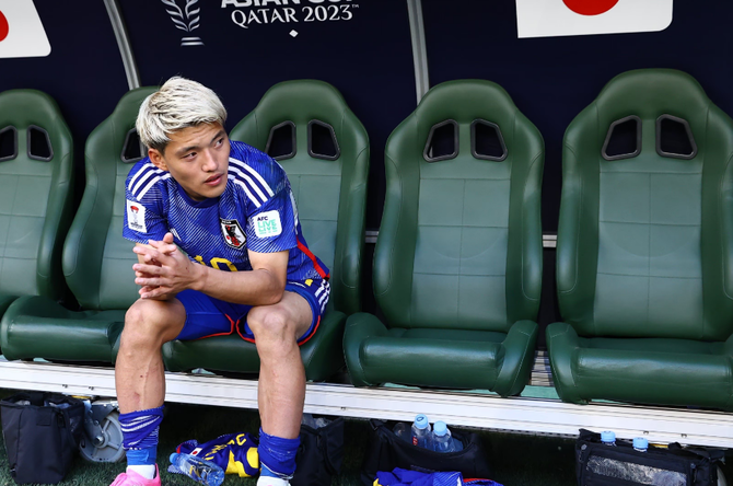 【朗報】サッカー日本代表の系統…中田英寿→本田圭佑→堂安律ｗｗｗｗｗｗｗ